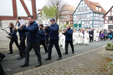 1. Heilige Kommunion in St. Crescentius (Foto: Karl-Franz Thiede)